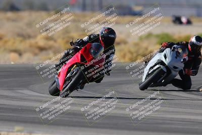 media/Dec-10-2023-SoCal Trackdays (Sun) [[0ce70f5433]]/Turn 4 (1145am)/